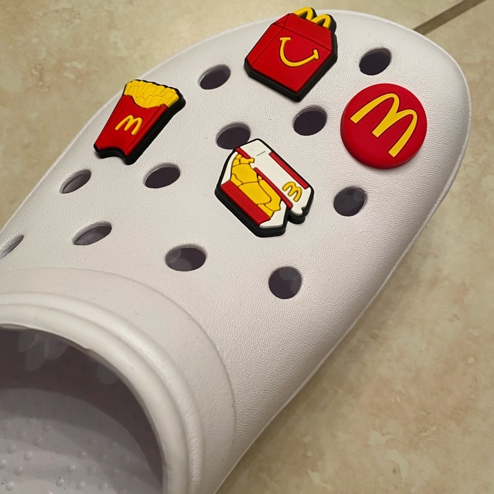 Set of 4 McDonalds Charms for Shoes NWT - Picture 2 of 4